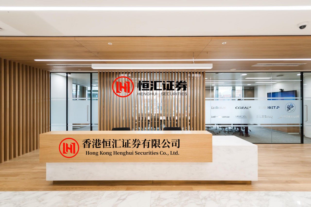 万通资本 外交部：日本“再军事化”这头“灰犀牛”正奔袭而来